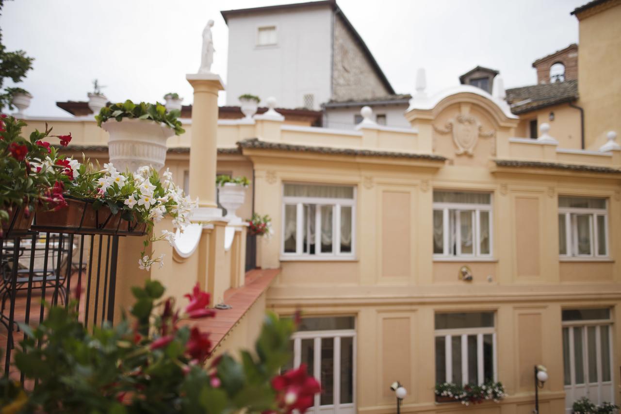 Hotel Relais Filonardi Veroli Exterior foto